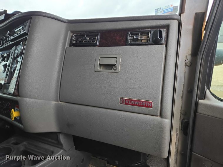 image for item DU2714 2014 Kenworth T270 utility / service truck