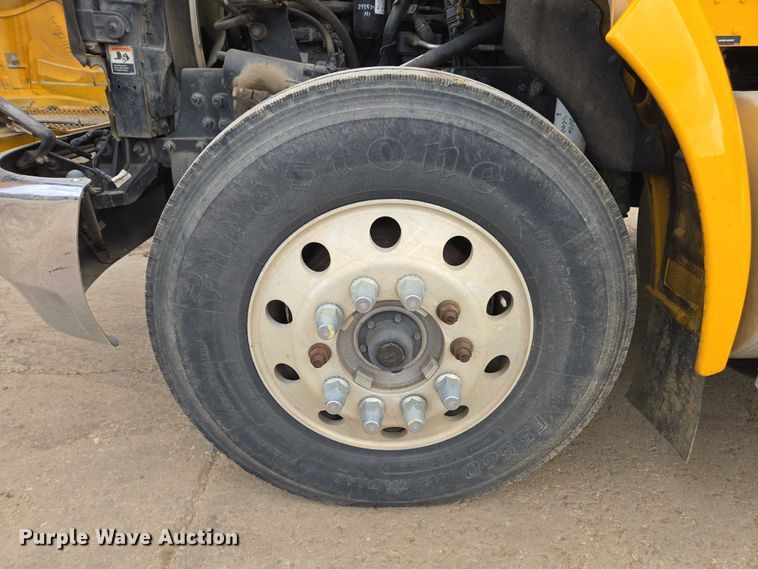 image for item DU2714 2014 Kenworth T270 utility / service truck