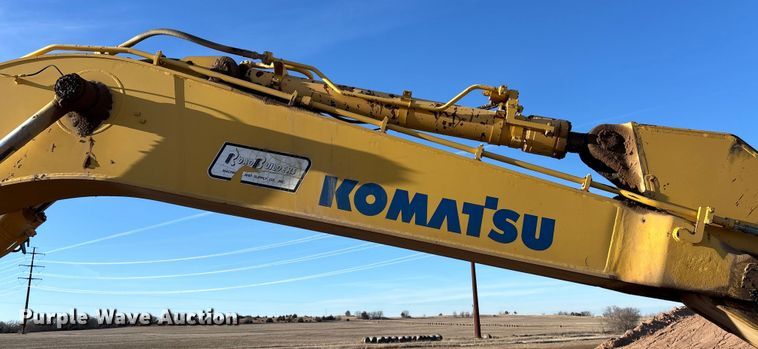 image for item DU6946 2006 Komatsu  PC600LC excavator