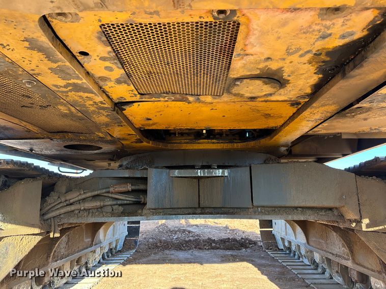 image for item DU6946 2006 Komatsu  PC600LC excavator