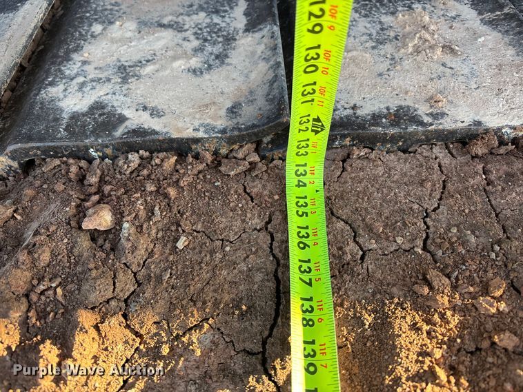 image for item DU6946 2006 Komatsu  PC600LC excavator