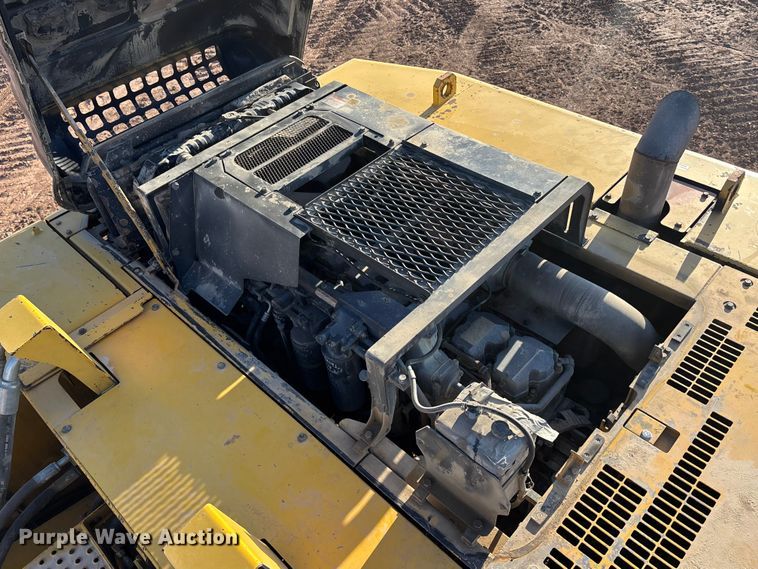 image for item DU6946 2006 Komatsu  PC600LC excavator