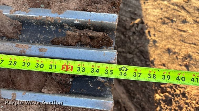 image for item DU6946 2006 Komatsu  PC600LC excavator