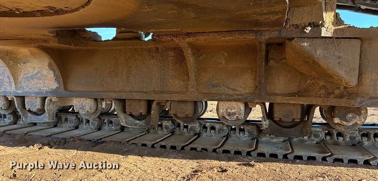 image for item DU6946 2006 Komatsu  PC600LC excavator