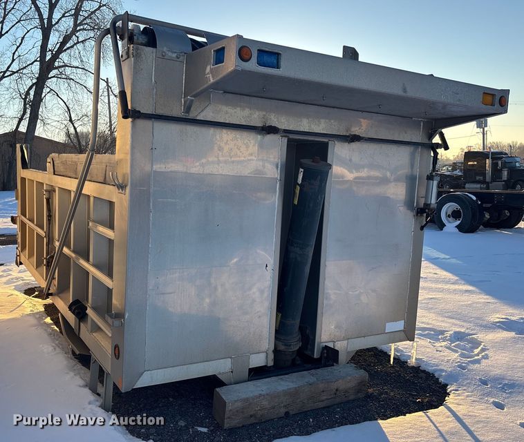 image for item DU6966 J&J 1-24-08 dump truck bed