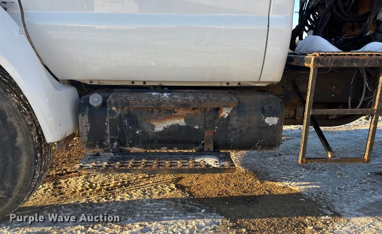 image for item DU6967 2008 Ford F650 crane grapple truck