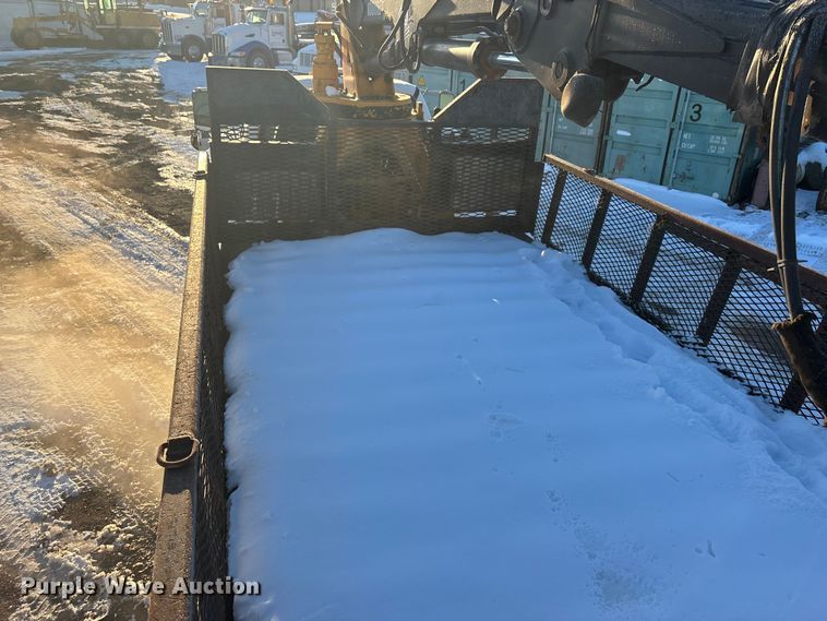 image for item DU6967 2008 Ford F650 crane grapple truck