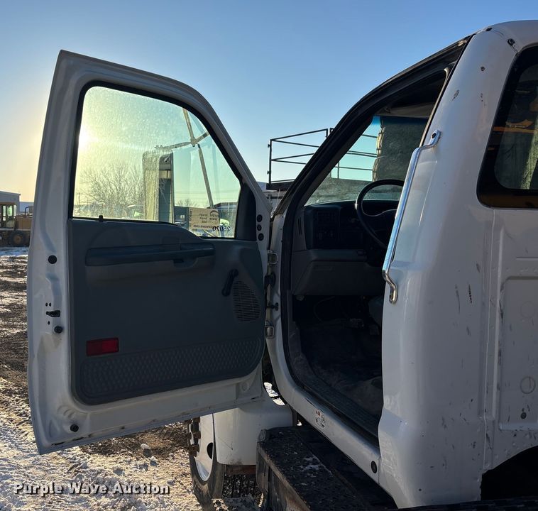 image for item DU6967 2008 Ford F650 crane grapple truck