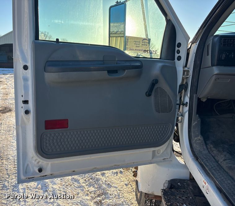 image for item DU6967 2008 Ford F650 crane grapple truck