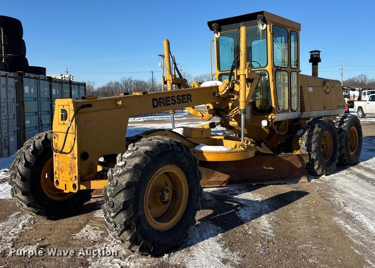 image for item DU6968 Dresser 830 motor grader
