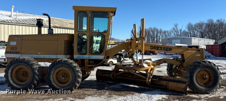 image for item DU6968 Dresser 830 motor grader