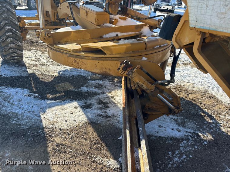 image for item DU6968 Dresser 830 motor grader