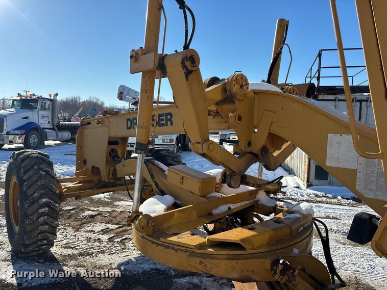 image for item DU6968 Dresser 830 motor grader