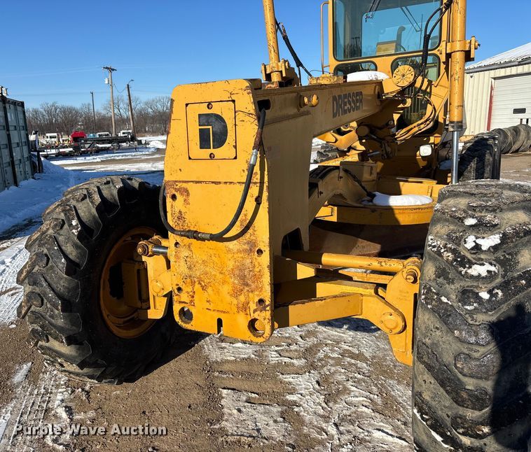 image for item DU6968 Dresser 830 motor grader