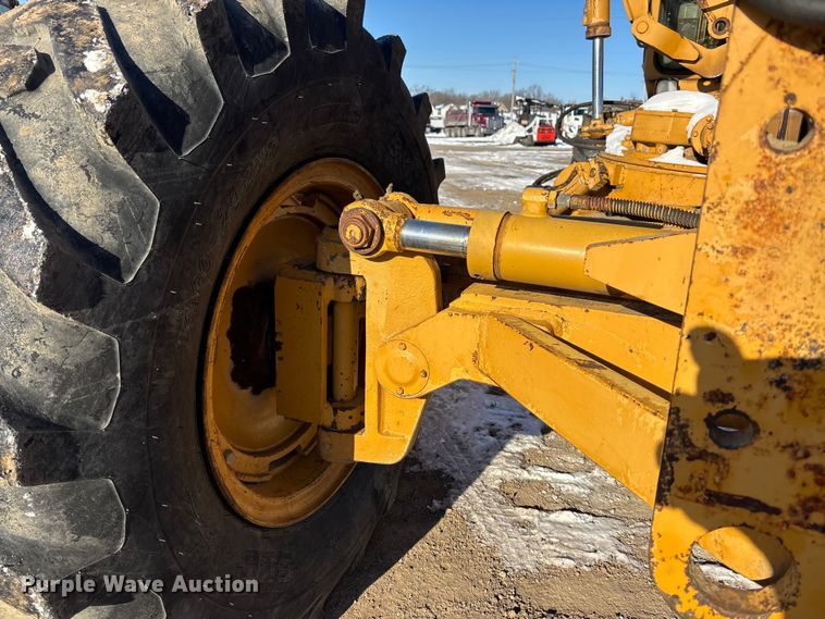 image for item DU6968 Dresser 830 motor grader