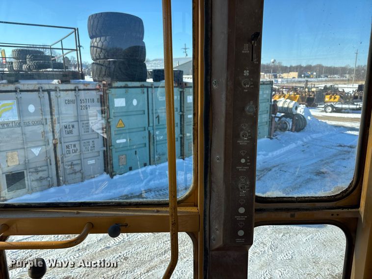 image for item DU6968 Dresser 830 motor grader