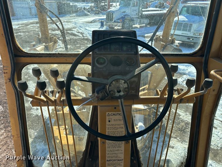 image for item DU6968 Dresser 830 motor grader