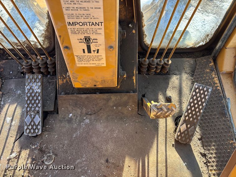 image for item DU6968 Dresser 830 motor grader