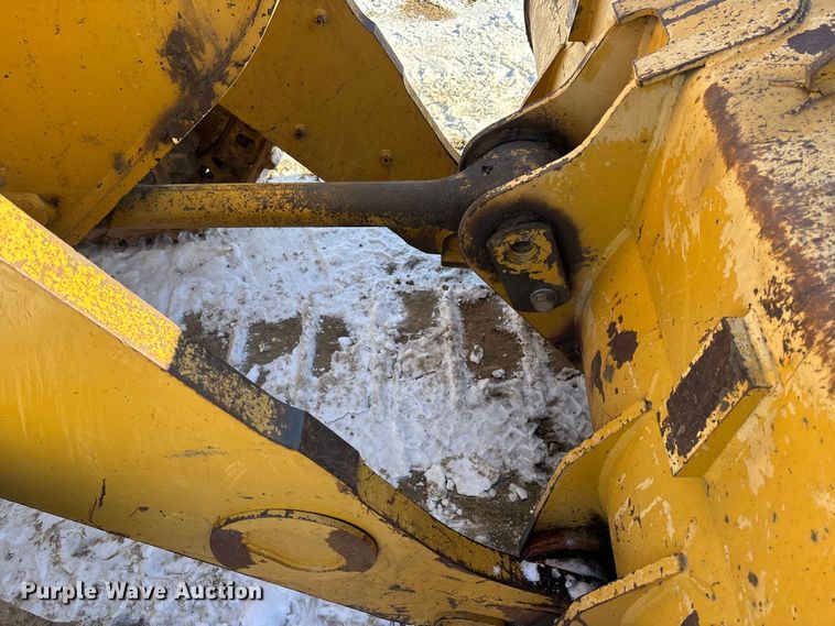 image for item DU6970 2000 Caterpillar 963C loader