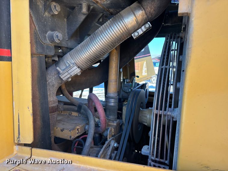 image for item DU6970 2000 Caterpillar 963C loader