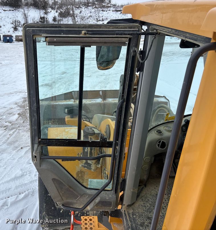 image for item DU6994 2017 Volvo L220H wheel loader