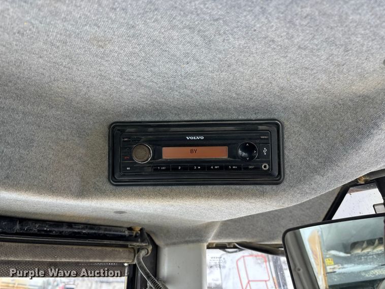 image for item DU6994 2017 Volvo L220H wheel loader