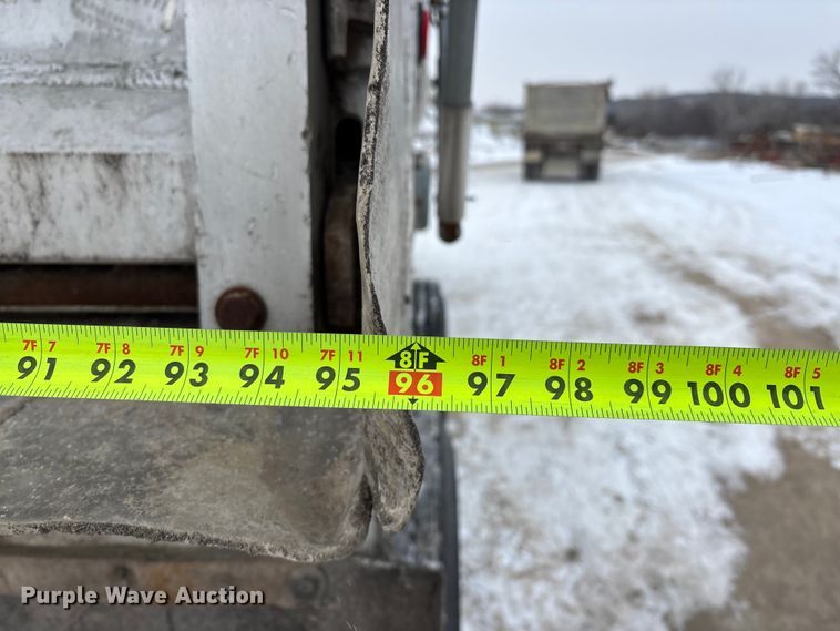 image for item DU6995 1989 Fruehauf end dump trailer