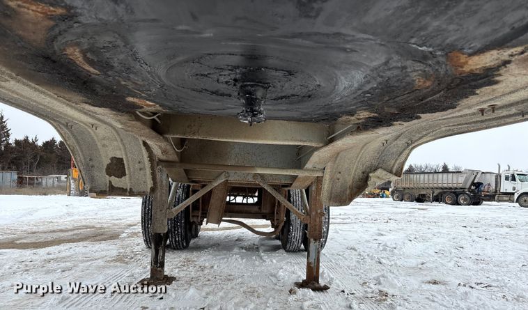 image for item DU6995 1989 Fruehauf end dump trailer