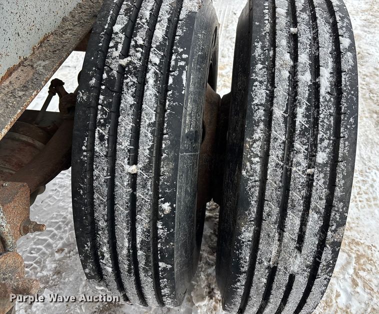 image for item DU6995 1989 Fruehauf end dump trailer