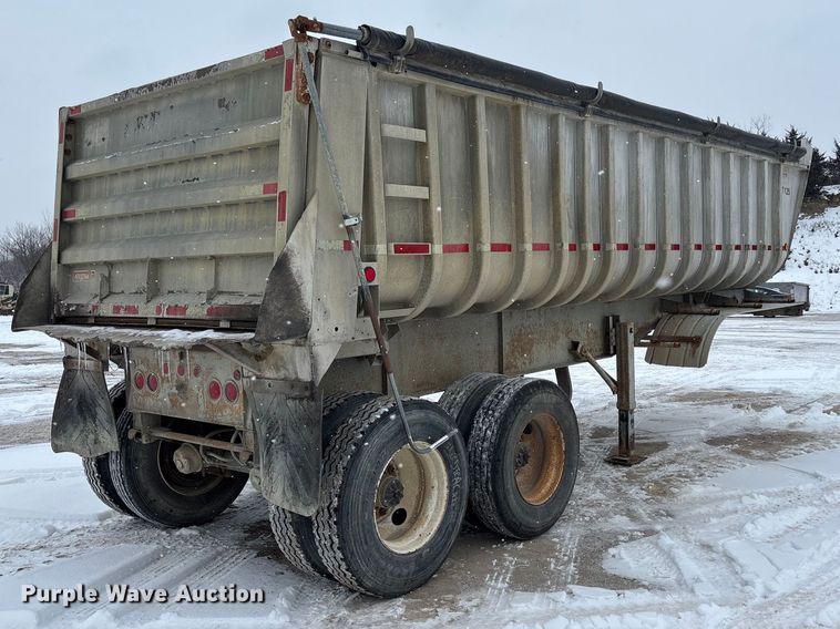 image for item DU6997 1989 Fruehauf end dump trailer