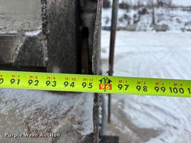 image for item DU6997 1989 Fruehauf end dump trailer