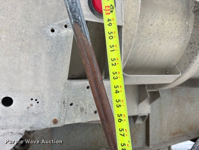 image for item DU6997 1989 Fruehauf end dump trailer