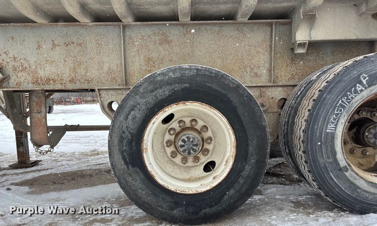 image for item DU6997 1989 Fruehauf end dump trailer