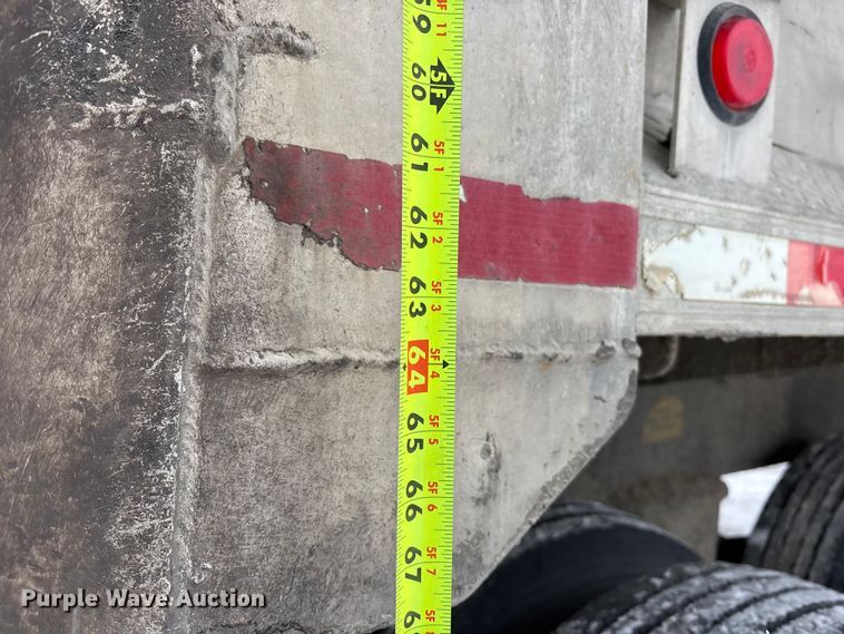 image for item DU6998 2000 East end dump trailer