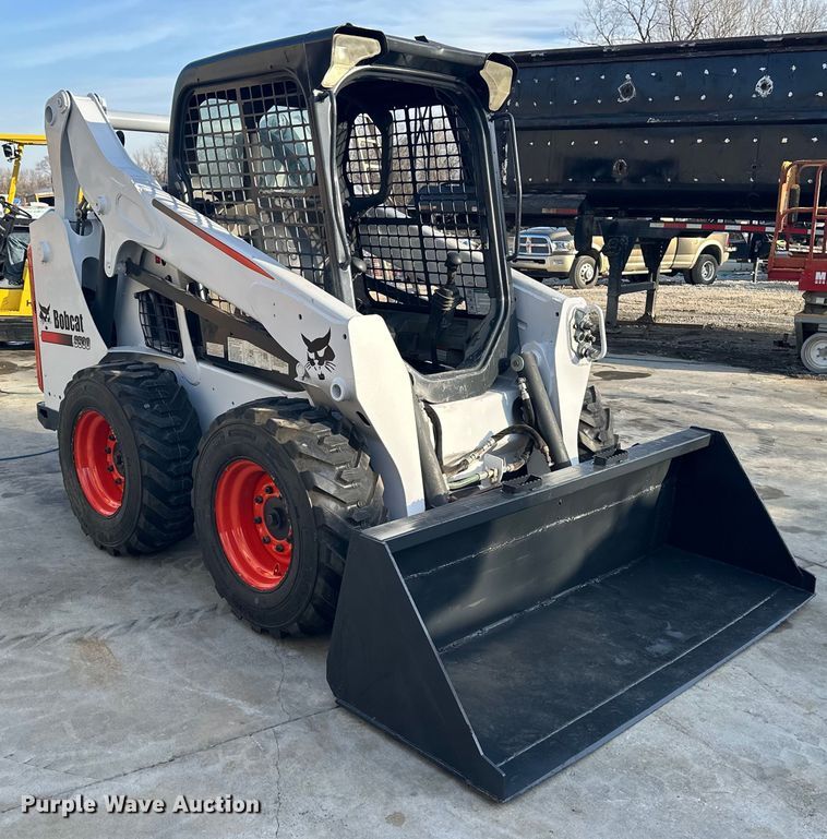 image for item DV0782 2016 Bobcat S530 skid steer loader