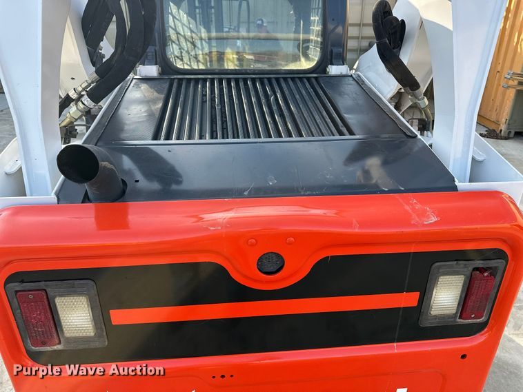 image for item DV0782 2016 Bobcat S530 skid steer loader