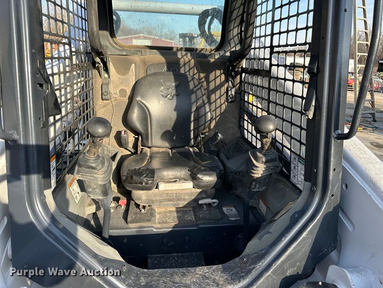 image for item DV0782 2016 Bobcat S530 skid steer loader