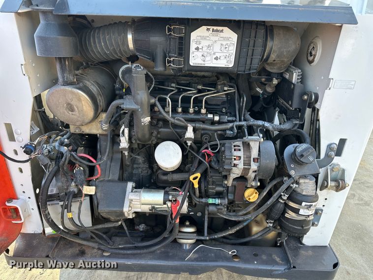 image for item DV0782 2016 Bobcat S530 skid steer loader