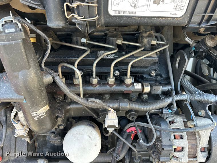 image for item DV0782 2016 Bobcat S530 skid steer loader