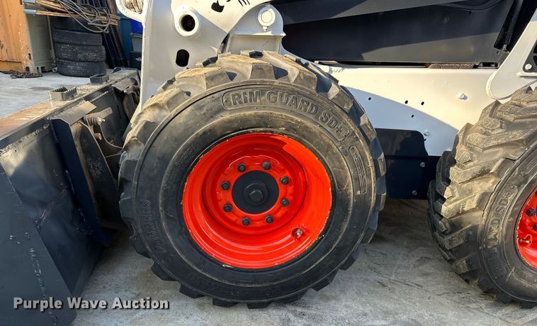 image for item DV0782 2016 Bobcat S530 skid steer loader