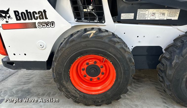 image for item DV0782 2016 Bobcat S530 skid steer loader