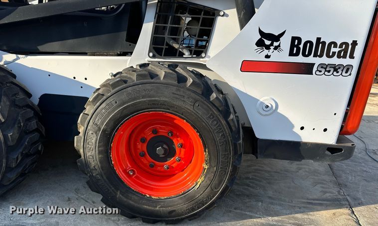 image for item DV0782 2016 Bobcat S530 skid steer loader