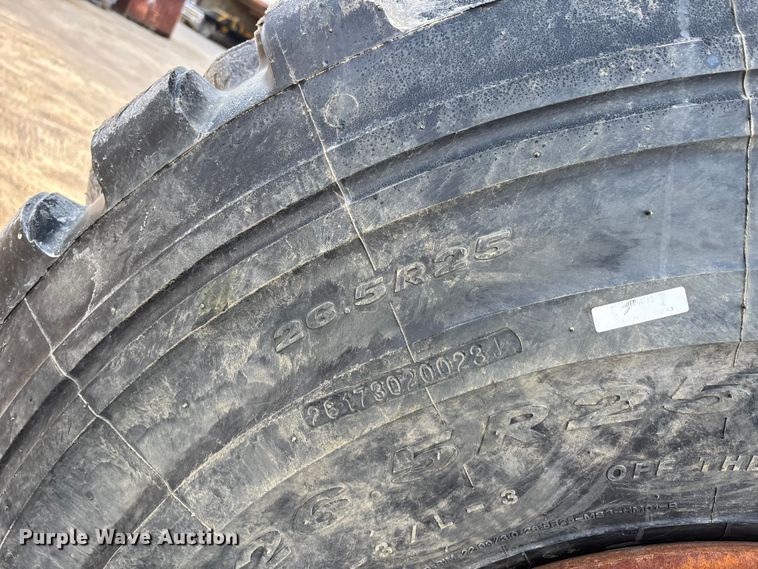 image for item DW7457 Volvo end dump trailer