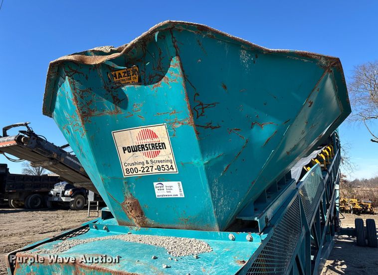 image for item DW7458 MGL Powerscreen conveyor