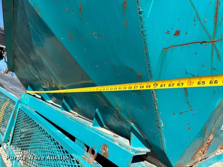 image for item DW7458 MGL Powerscreen conveyor