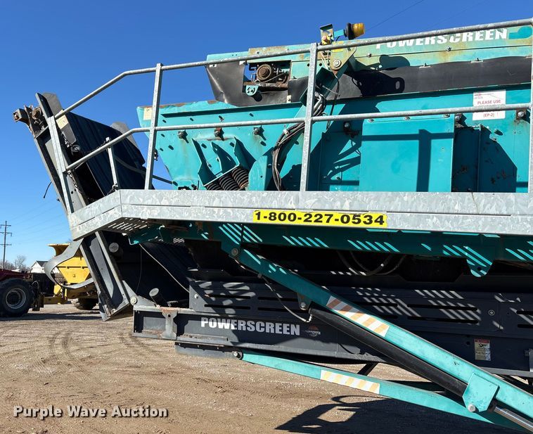 image for item DW7459 2016 Power Screen Chieftain 1700 screening plant