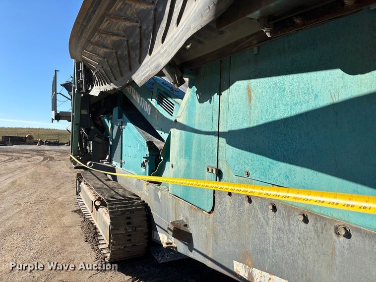 image for item DW7459 2016 Power Screen Chieftain 1700 screening plant