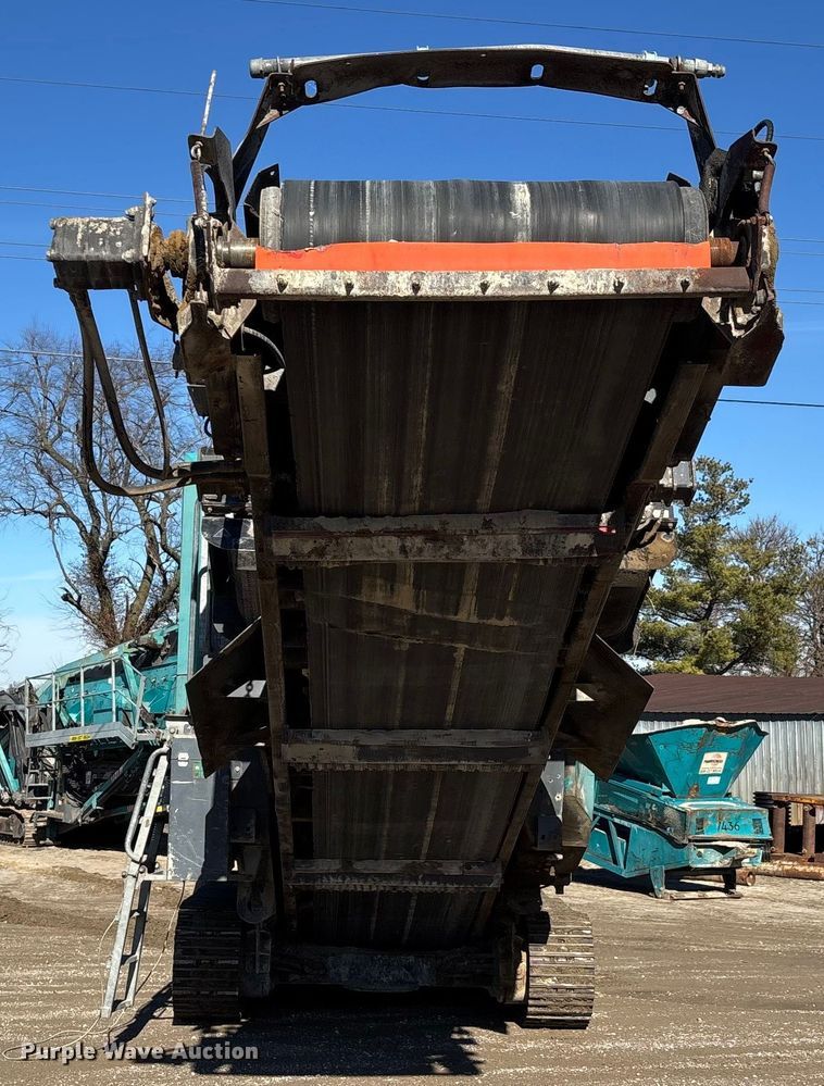 image for item DW7460 2015 Powerscreen  Trackpactor 320 impact crusher