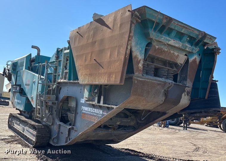 image for item DW7460 2015 Powerscreen  Trackpactor 320 impact crusher