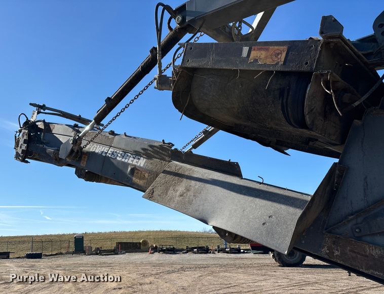 image for item DW7460 2015 Powerscreen  Trackpactor 320 impact crusher